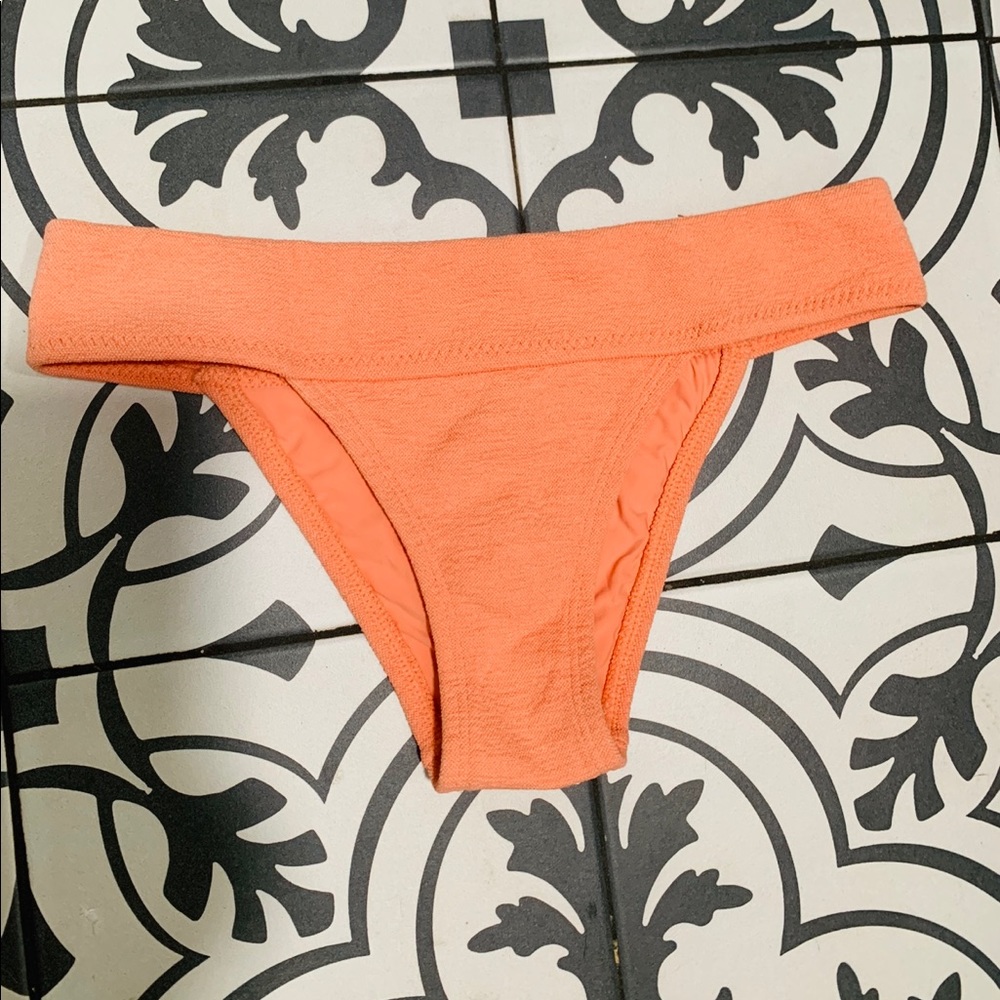 🍑NEW Vix Bikini Bottoms